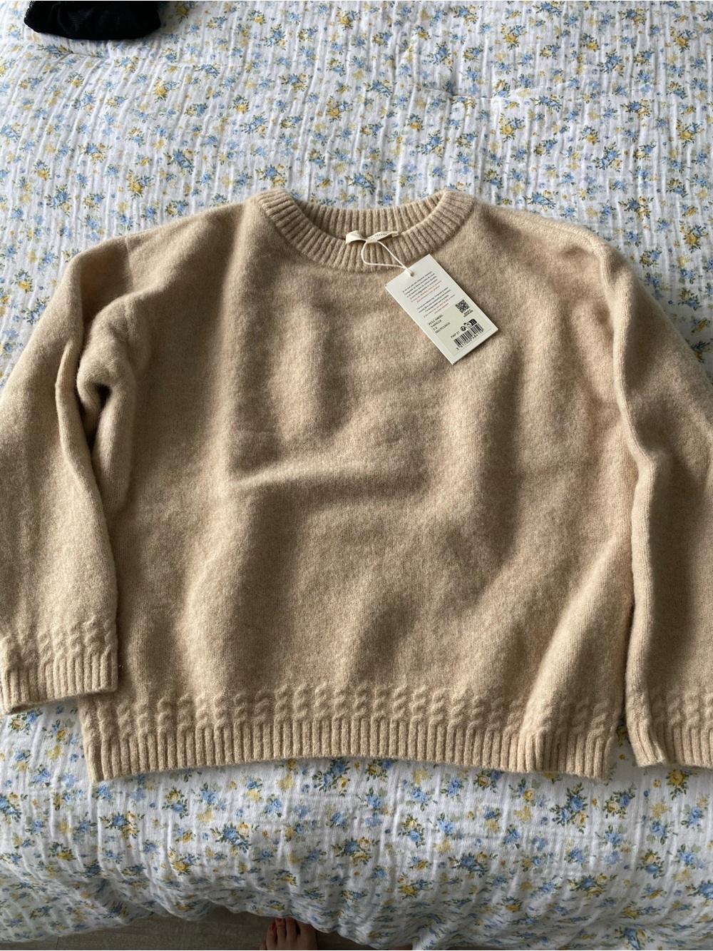 SEZANE - beige wool sweater - size small - NEW